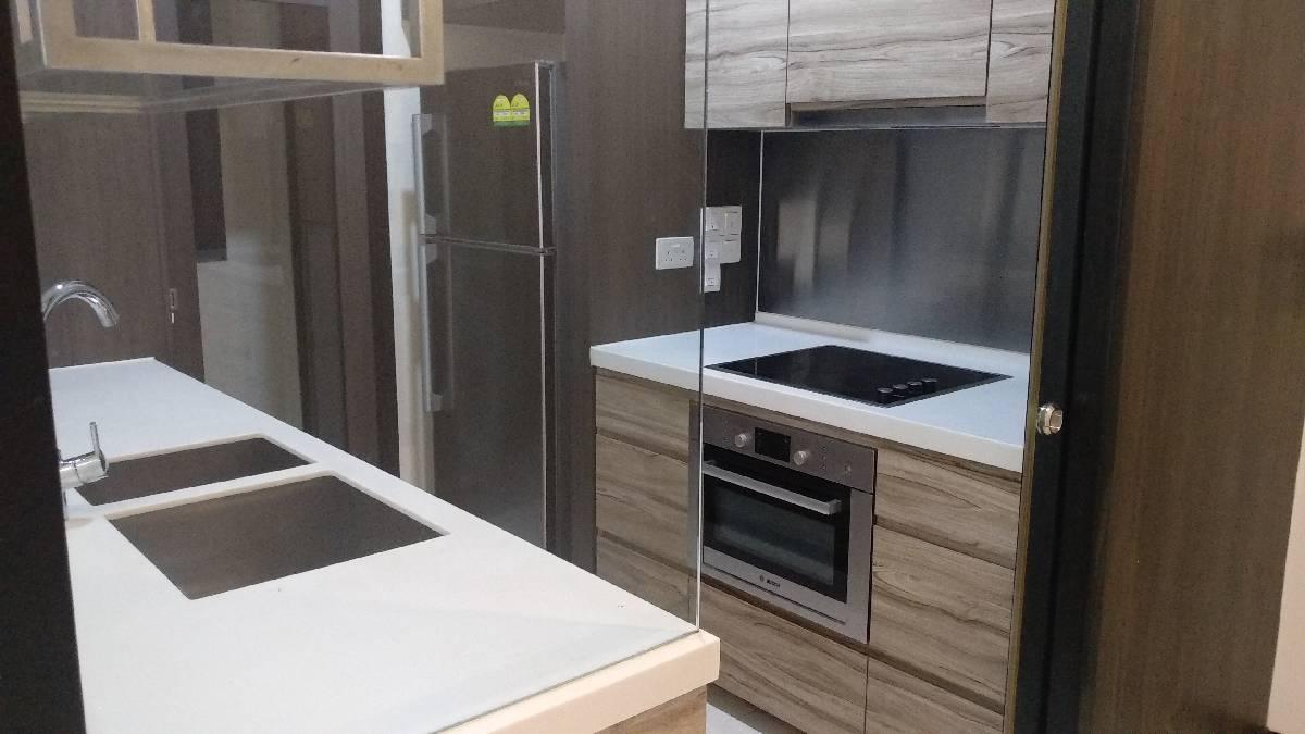 Condominium for Rent: Upper Thomson Road, D20, 574409