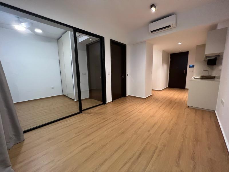 Prop-GPT: Condominium: D20  JadeScape