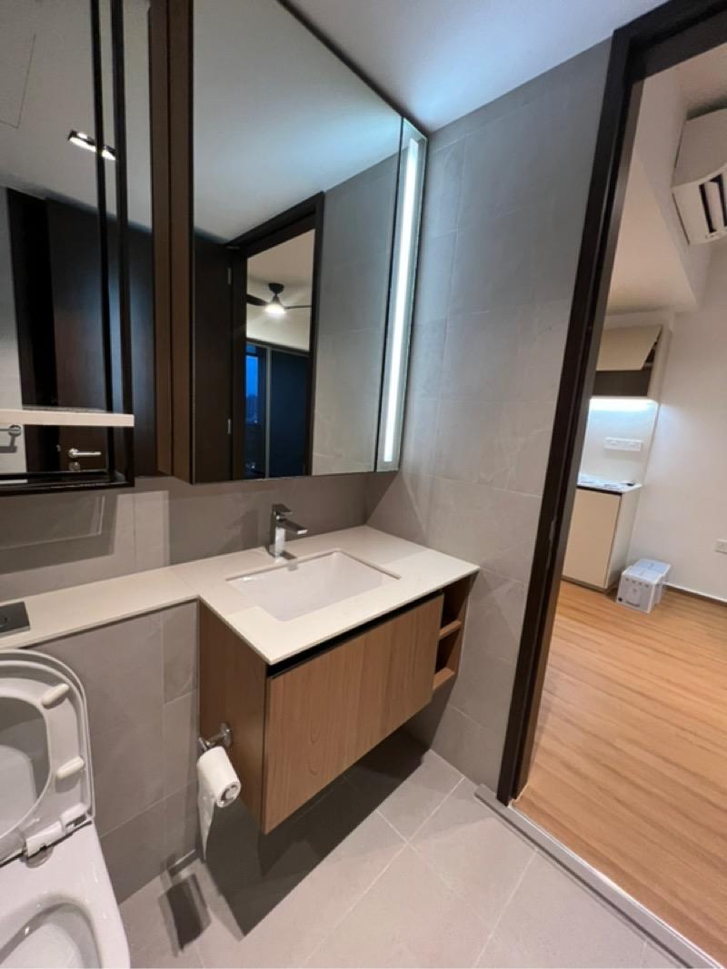 JadeScape Condominium For Rent, $3,800, 1 Bed 1 Bath 527 sqft $7.21 psf