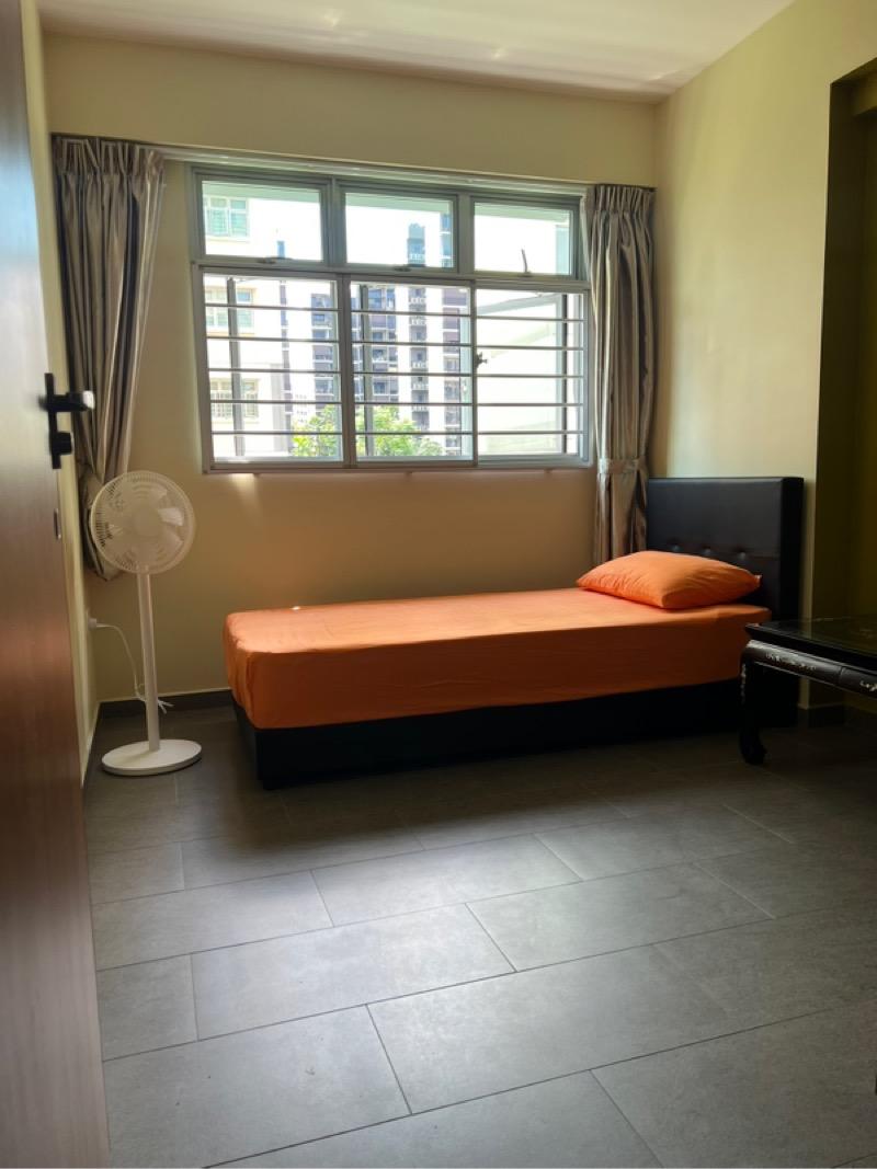 Prop-GPT: HDB Apartment: D23 Bukit Batok 461A Bukit Batok West Avenue 8