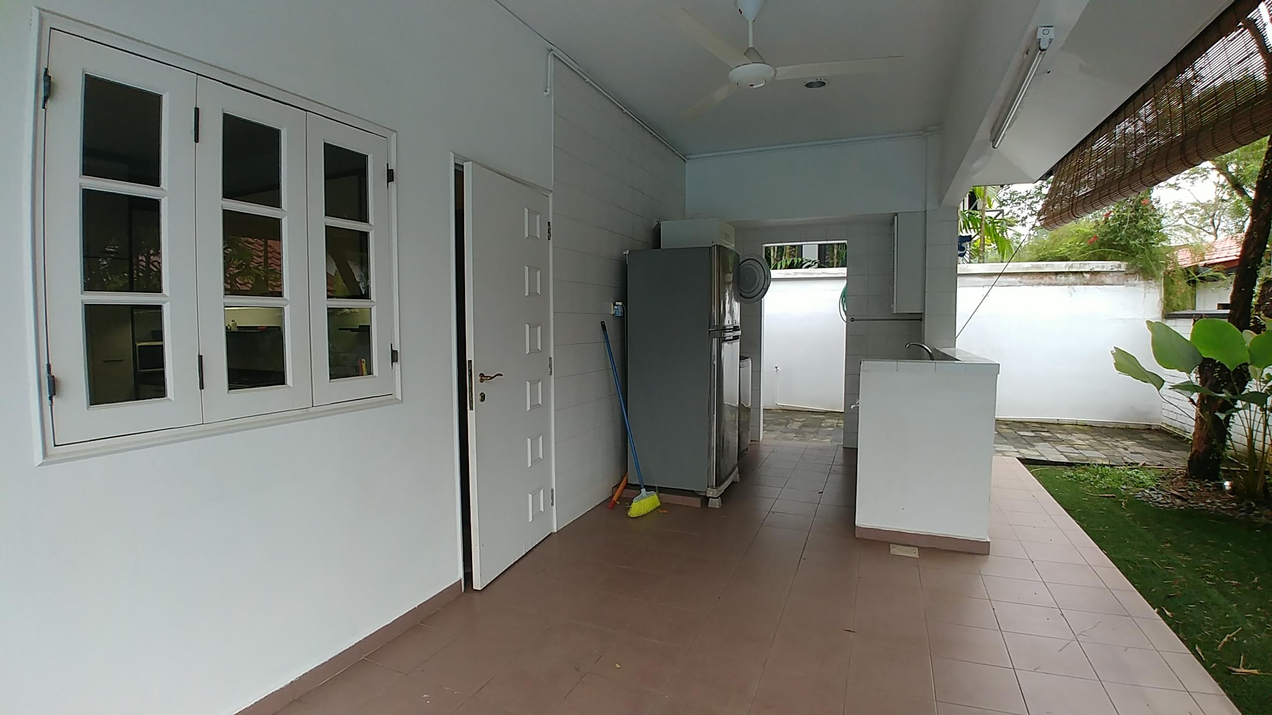 Bungalow for Rent, Hilltop Charming Bungalow with Pool, Mount Sinai, Vacant, Accessible!, SGD 17,500 | 999-year lease
