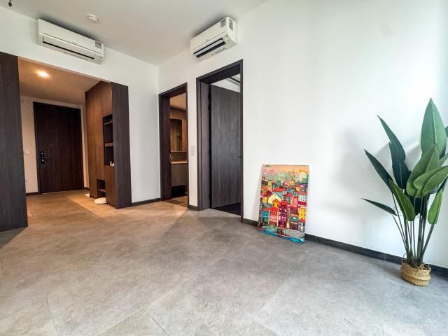 Prop-GPT: Condominium: D07  Midtown Modern