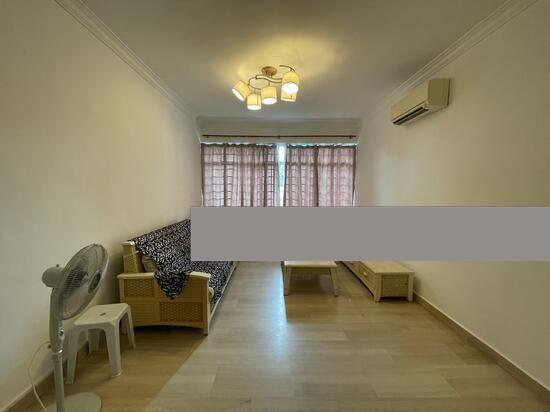 Prop-GPT: Condominium: D25  Woodgrove Condo