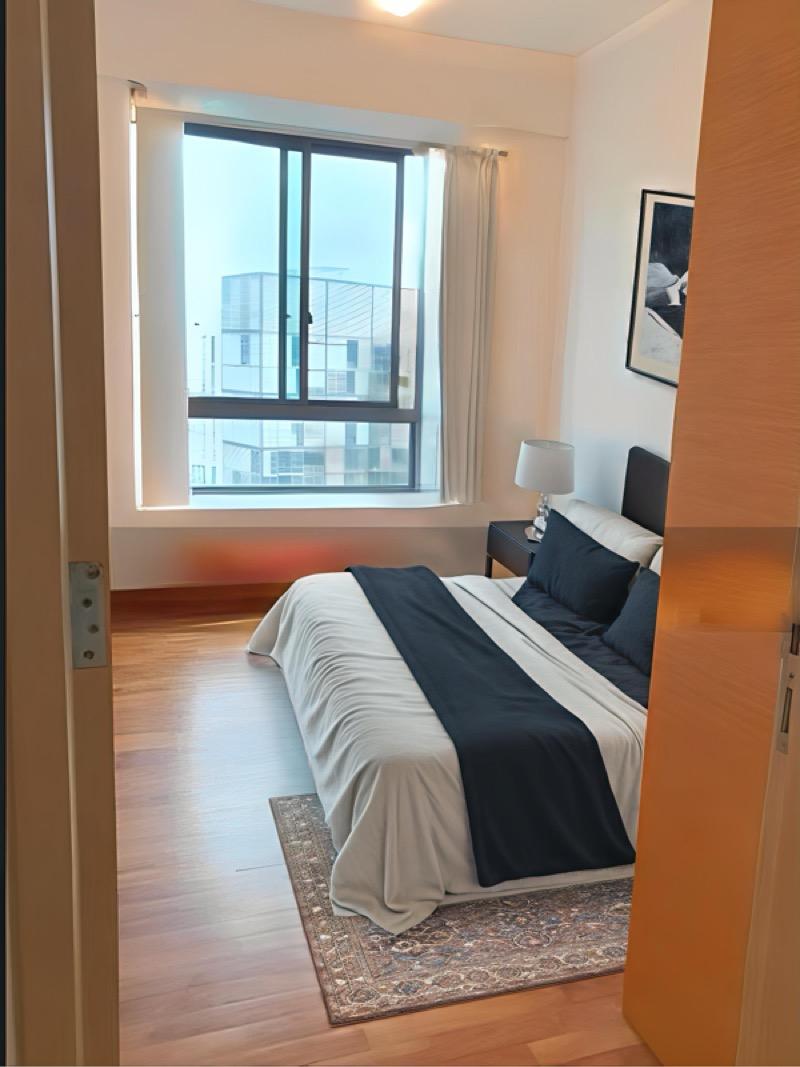 Rivergate Condominium For Rent, $10,700, 3 Bed 3 Bath 1,496 sqft $7.15 psf