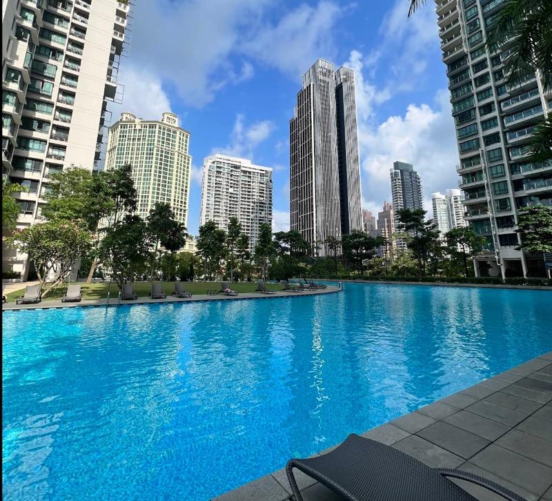Rivergate Condominium For Rent, $10,700, 3 Bed 3 Bath 1,496 sqft $7.15 psf