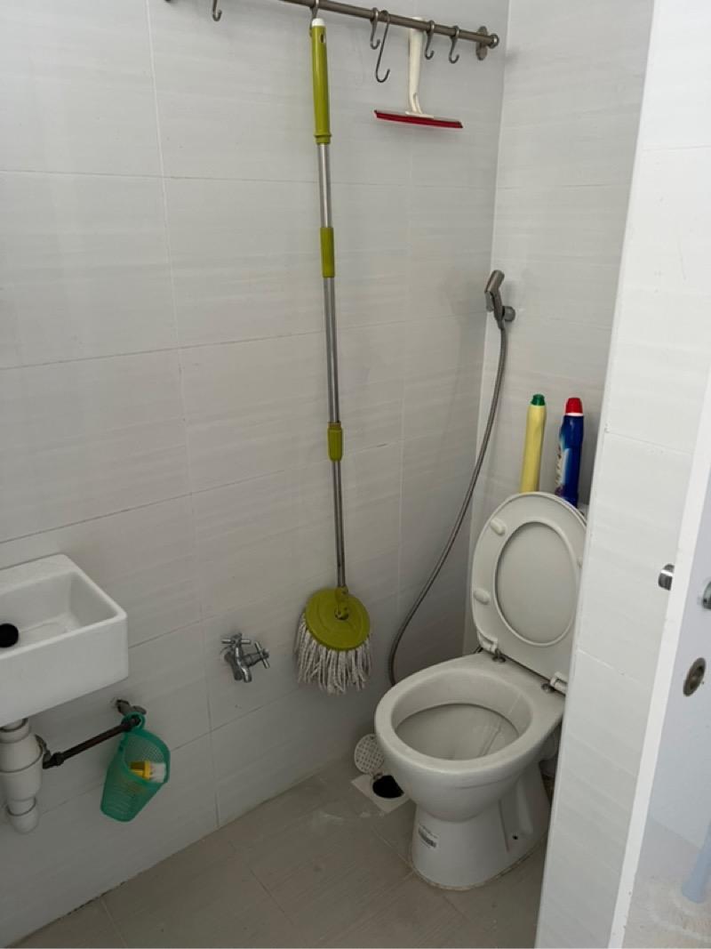 CHANGI COURT Condominium For Rent, $4,400, 3 Bed 3 Bath 1,098 sqft $4.01 psf