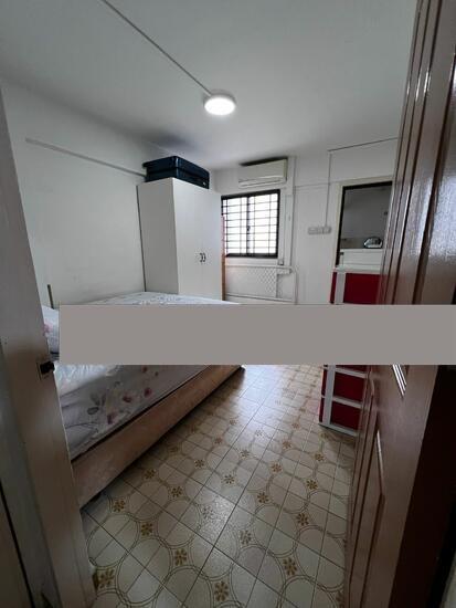 Prop-GPT: HDB Apartment: D05  509 West Coast Drive