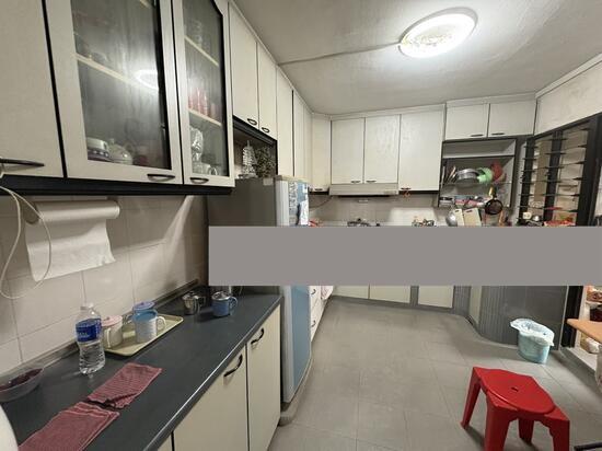 736 Woodlands Circle HDB Apartment Room Rental, $799, 1 Bed 1 Bath 200 sqft $4.00 psf