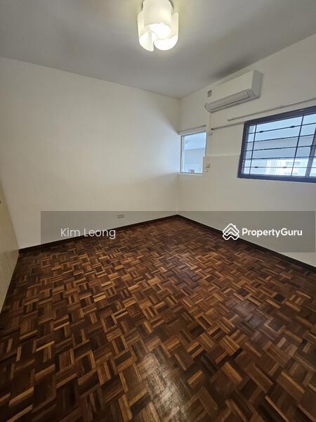 Condominium for Rent, Ridgewood Condominium, SGD 6,000 | 999-year lease