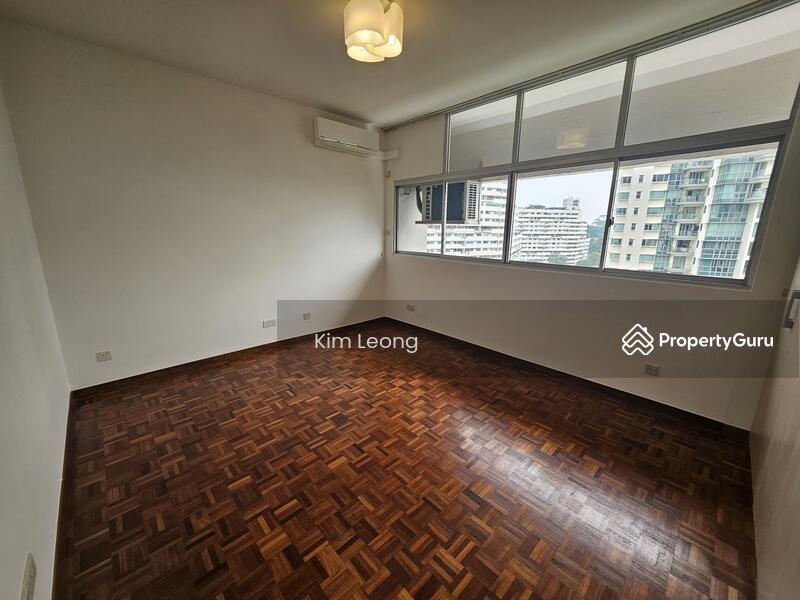 Condominium for Rent, Ridgewood Condominium, SGD 6,000 | 999-year lease