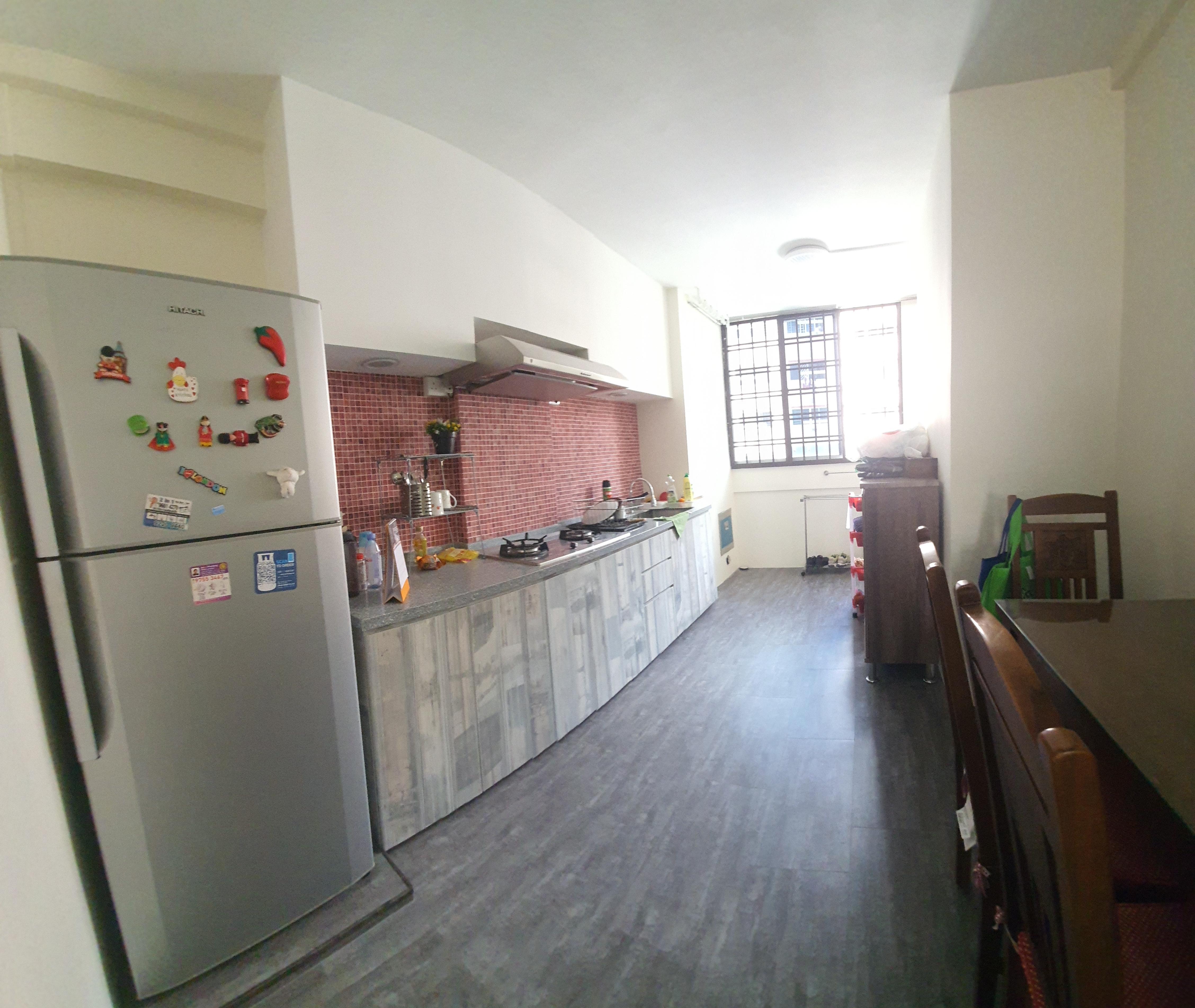 Prop-GPT: HDB Flat: D19  306 Serangoon Avenue 2