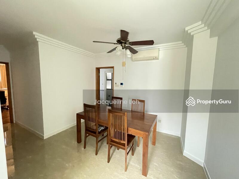 Condominium for Rent: D11, 307605