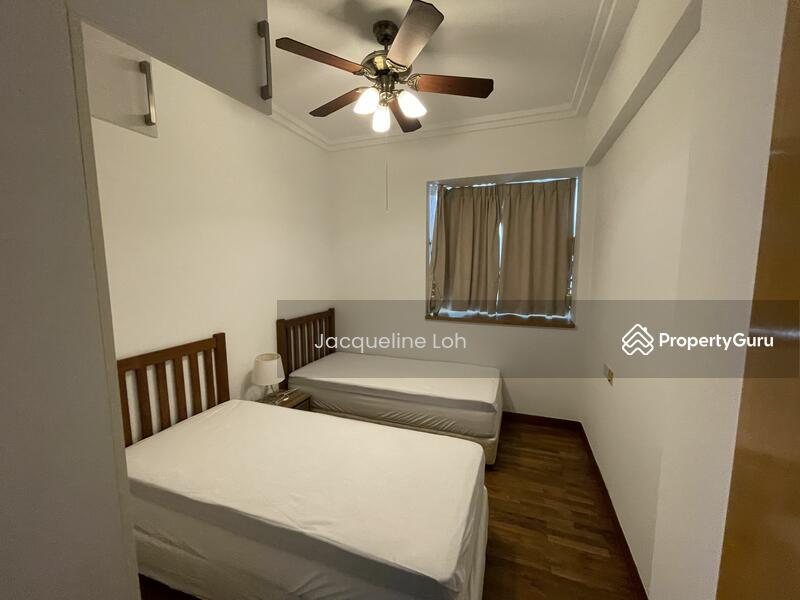 Condominium for Rent: D11, 307605