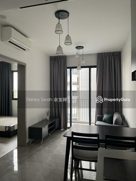 Condominium for Rent: D19, 554343
