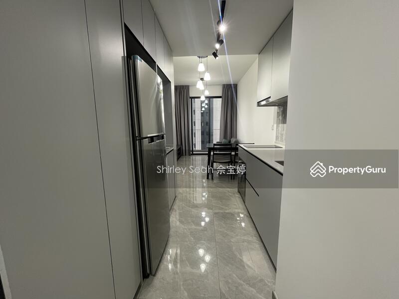Condominium for Rent: D19, 554343