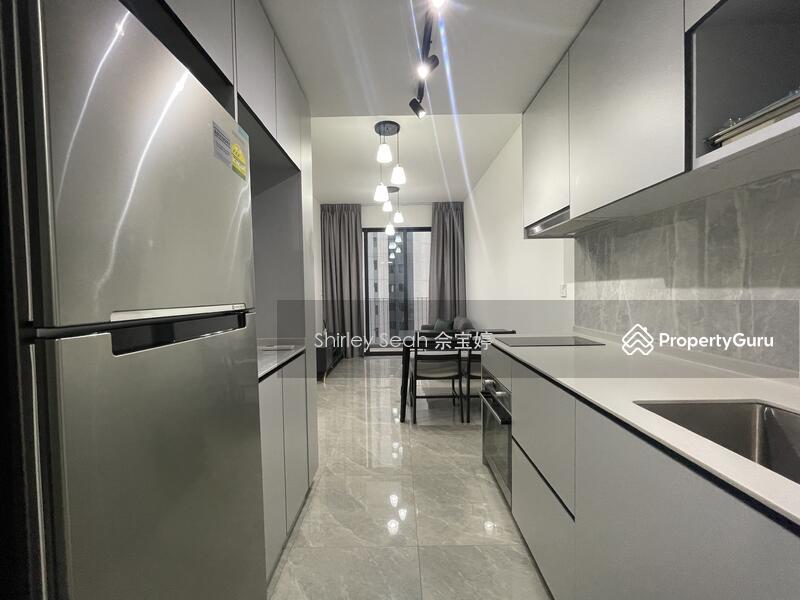 Condominium for Rent: D19, 554343