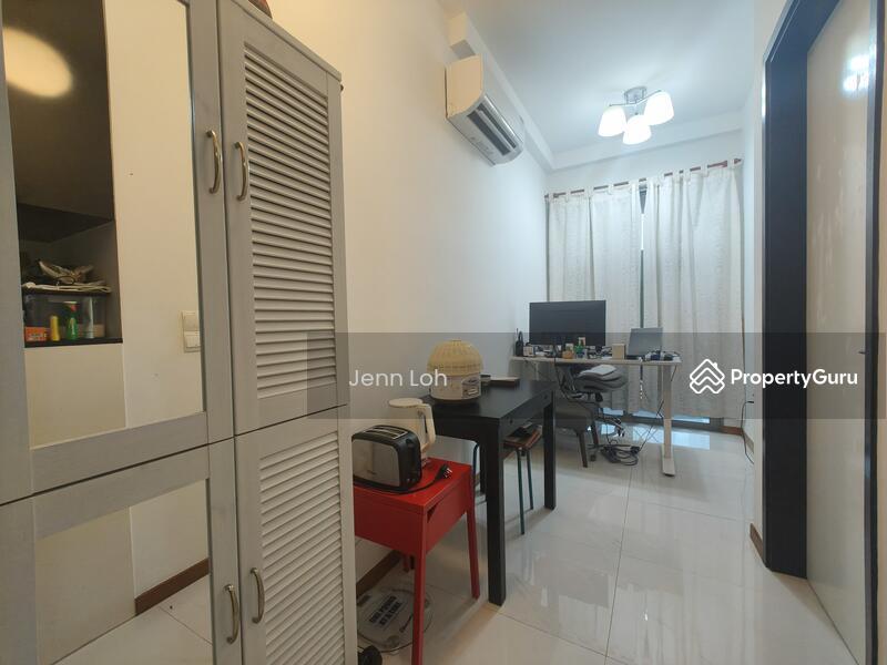 Prop-GPT: Apartment: D08  City Loft