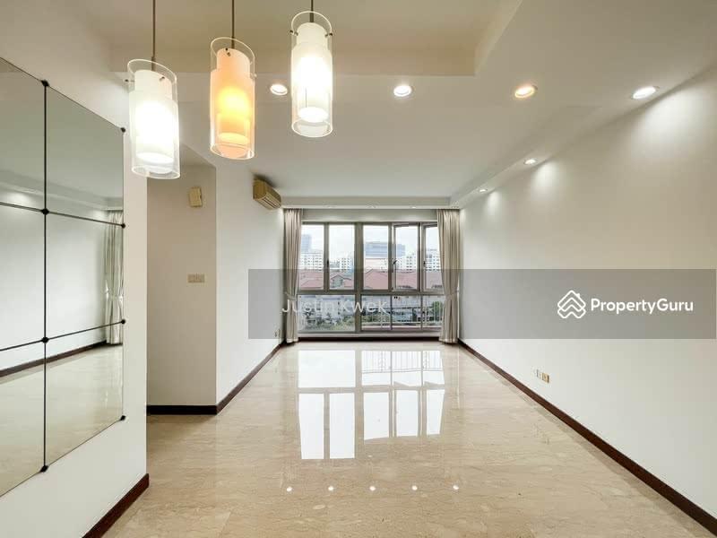 Prop-GPT: Condominium: D25  Rosewood
