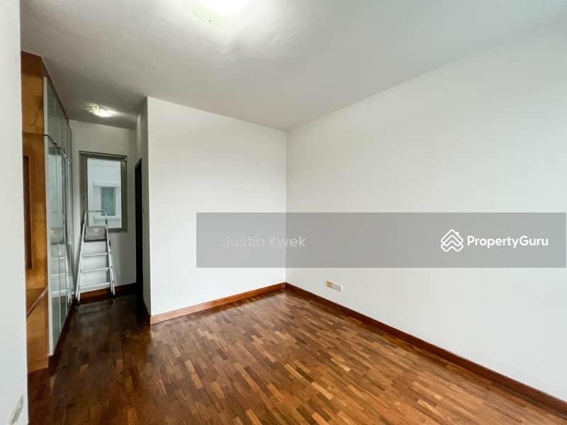 Condominium for Rent: D25, 737934