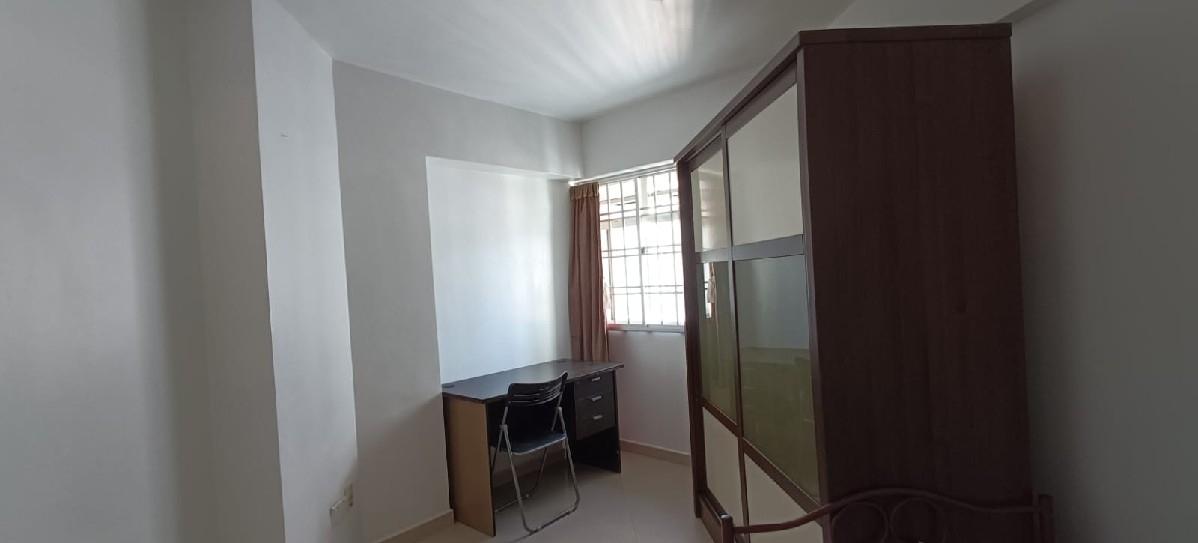 386 Bukit Batok West Avenue 5 HDB Apartment Room Rental, $780, 1 Bed 1 Bath 161 sqft $4.84 psf