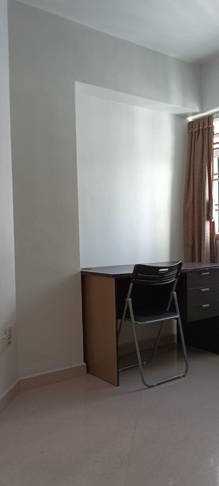 386 Bukit Batok West Avenue 5 HDB Apartment Room Rental, $780, 1 Bed 1 Bath 161 sqft $4.84 psf
