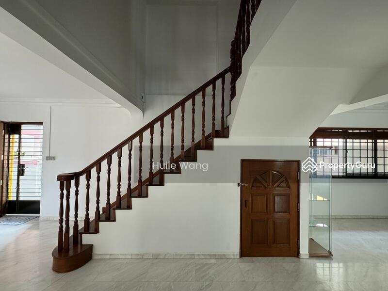 Prop-GPT: HDB Flat: D20  261 Bishan Street 22