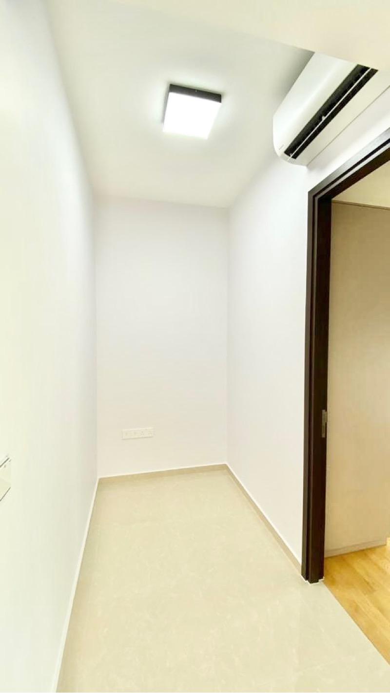 The Gazania Condominium For Rent, $4,000, 2 Bed 1 Bath 700 sqft $5.71 psf