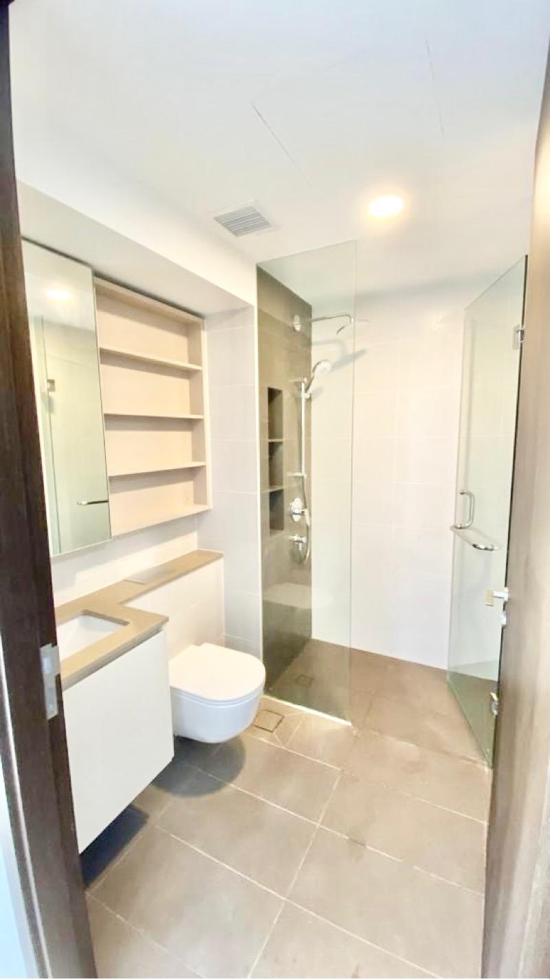 The Gazania Condominium For Rent, $4,000, 2 Bed 1 Bath 700 sqft $5.71 psf