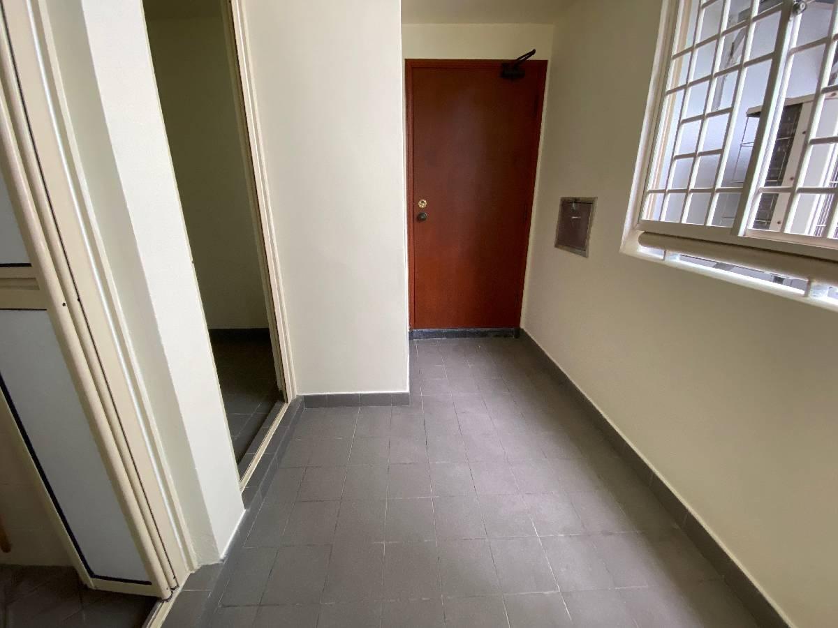 Parc Palais Condominium For Rent, $4,500, 3 Bed 2 Bath 1,206 sqft $3.73 psf