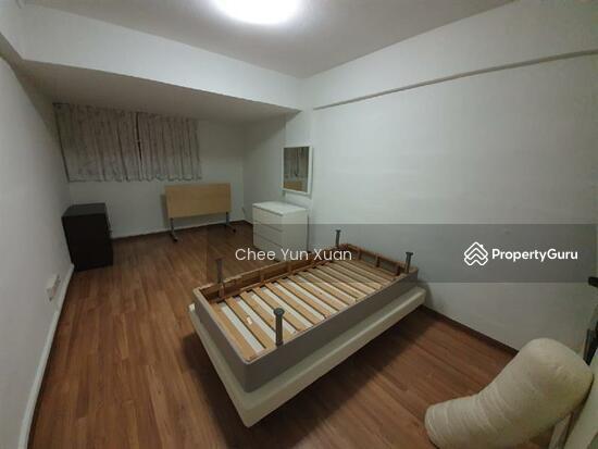 150 Silat Avenue HDB Apartment For Rent, $3,200, 2 Bed 2 Bath 721 sqft $4.44 psf