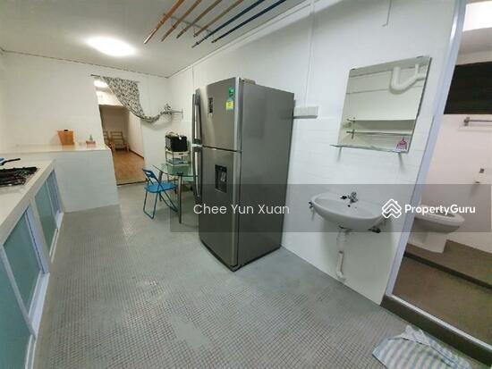 150 Silat Avenue HDB Apartment For Rent, $3,200, 2 Bed 2 Bath 721 sqft $4.44 psf