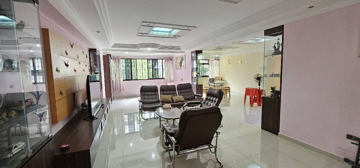 893D Woodlands Drive 50 HDB Apartment For Rent, $3,980, 3 Bed 2 Bath 1,507 sqft $2.64 psf