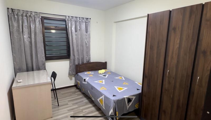 17 Dover Crescent HDB Apartment For Rent, $4,500, 3 Bed 2 Bath 10,656 sqft $0.42 psf