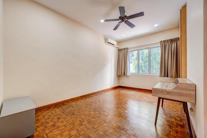 Semi-D at Tuan Sing Park Semi-Detached House For Rent, $8,800, 5 Bed 4 Bath 3,200 sqft $2.38 psf