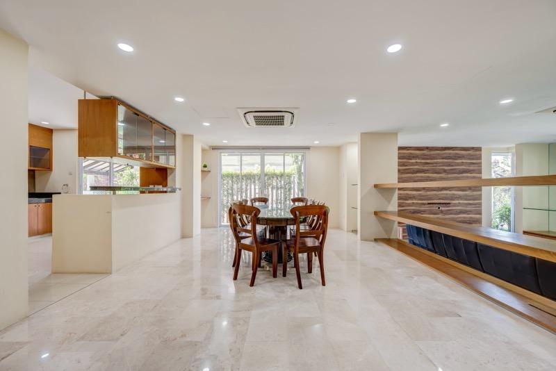 Semi-D at Tuan Sing Park Semi-Detached House For Rent, $8,800, 5 Bed 4 Bath 3,200 sqft $2.38 psf