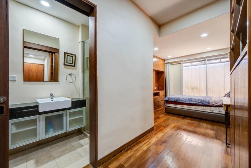 Semi-D at Tuan Sing Park Semi-Detached House For Rent, $8,800, 5 Bed 4 Bath 3,200 sqft $2.38 psf