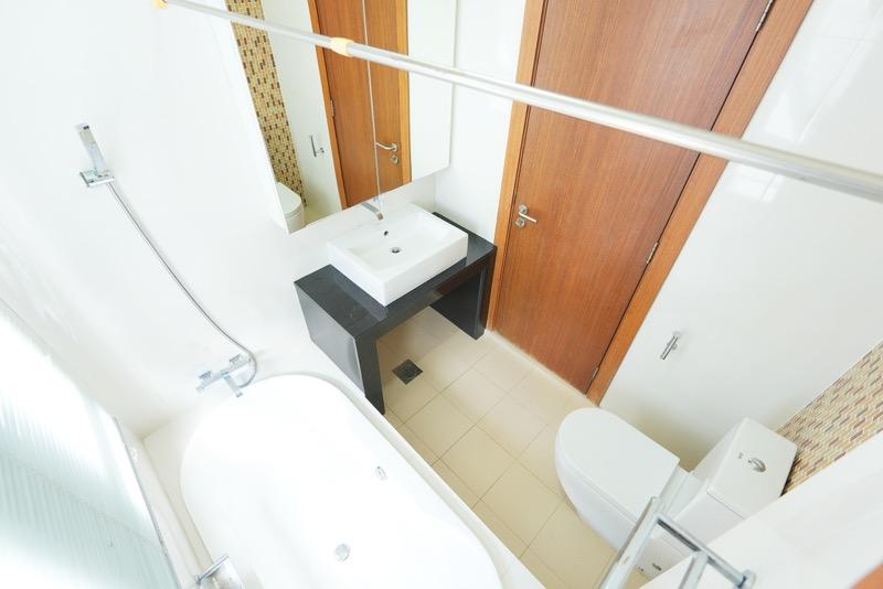 Cluster House for Rent, Dunsfold 18 Cluster House For Rent, $11,500, 5 Bed 6 Bath 4,437 sqft $2.59 psf, SGD 11,500 | Freehold