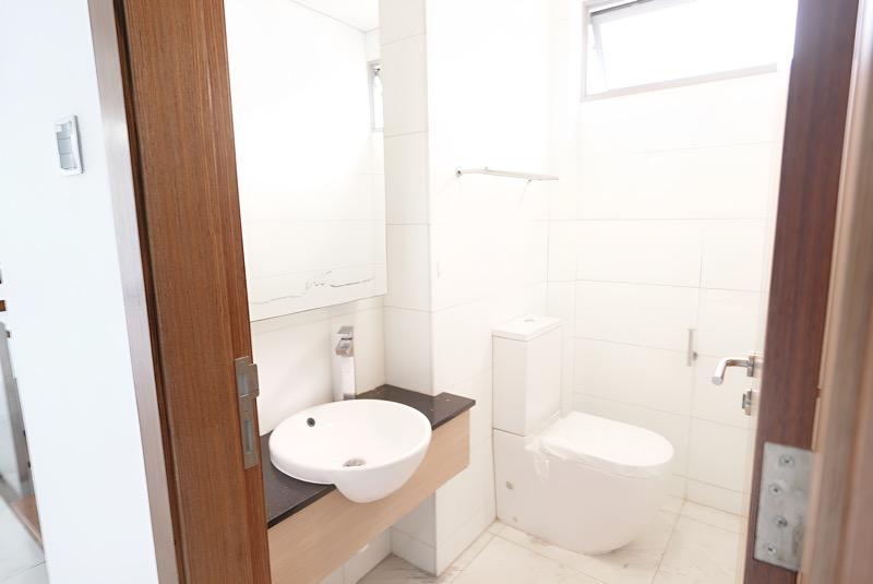 Cluster House for Rent, Dunsfold 18 Cluster House For Rent, $11,500, 5 Bed 6 Bath 4,437 sqft $2.59 psf, SGD 11,500 | Freehold