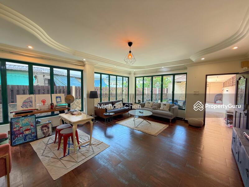 Prop-GPT: Semi-Detached: D19  Serangoon Garden Estate