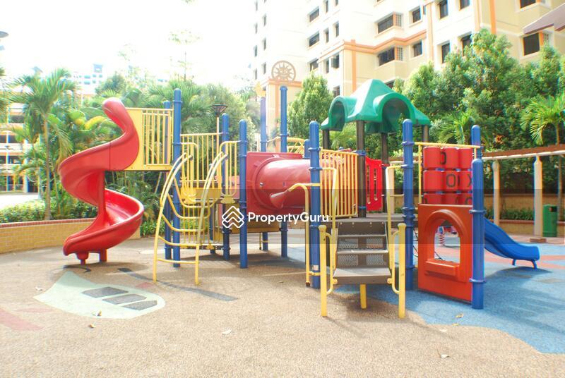 HDB Flat for Rent, 686A Choa Chu Kang Crescent, SGD 1,350 | 99-year lease