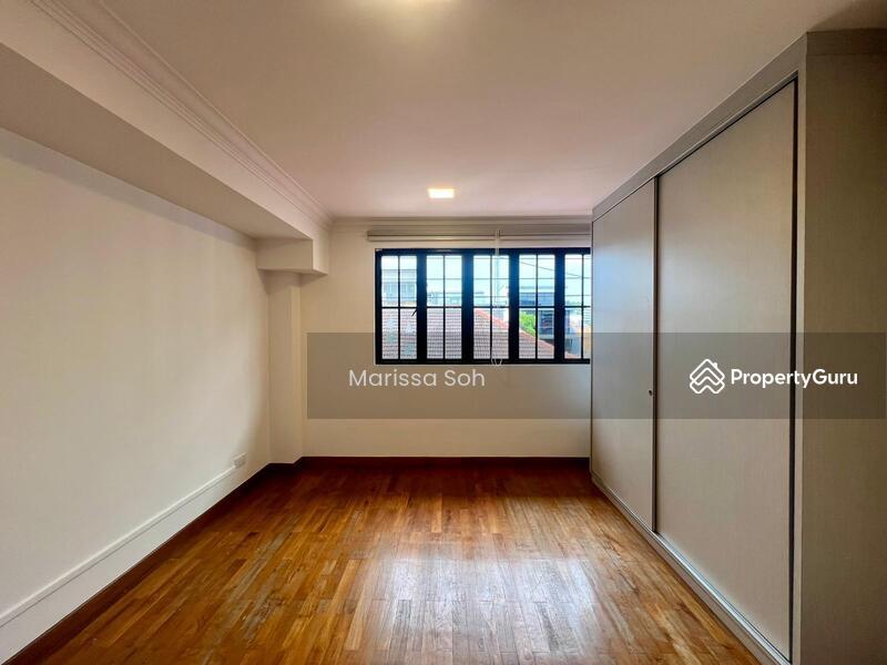 Semi-Detached for Rent, Tranquil Environment, Well Maintained 2 Storey Semi-D Close to Amenities, SGD 10,800 | 999-year lease