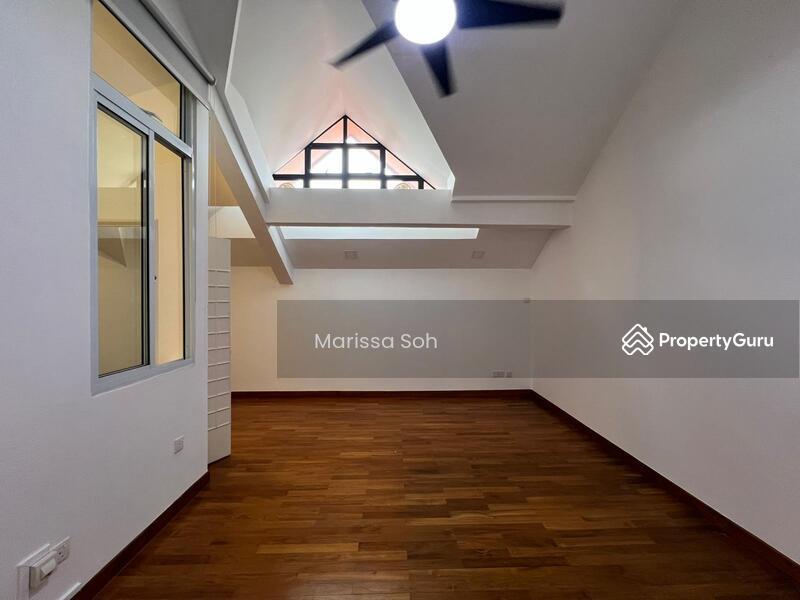 Semi-Detached for Rent, Tranquil Environment, Well Maintained 2 Storey Semi-D Close to Amenities, SGD 10,800 | 999-year lease