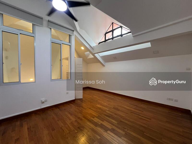 Semi-Detached for Rent, Tranquil Environment, Well Maintained 2 Storey Semi-D Close to Amenities, SGD 10,800 | 999-year lease