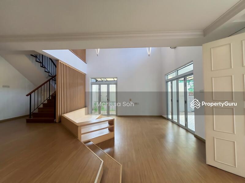 Semi-Detached for Rent, Tranquil Environment, Well Maintained 2 Storey Semi-D Close to Amenities, SGD 10,800 | 999-year lease