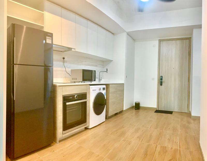 Prop-GPT: Condominium: D18  The Alps Residences