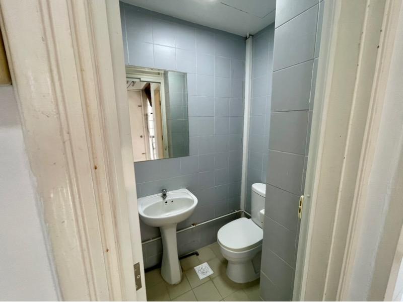 Elias Green Condominium For Rent, $4,800, 3 Bed 4 Bath 1,667 sqft $2.88 psf
