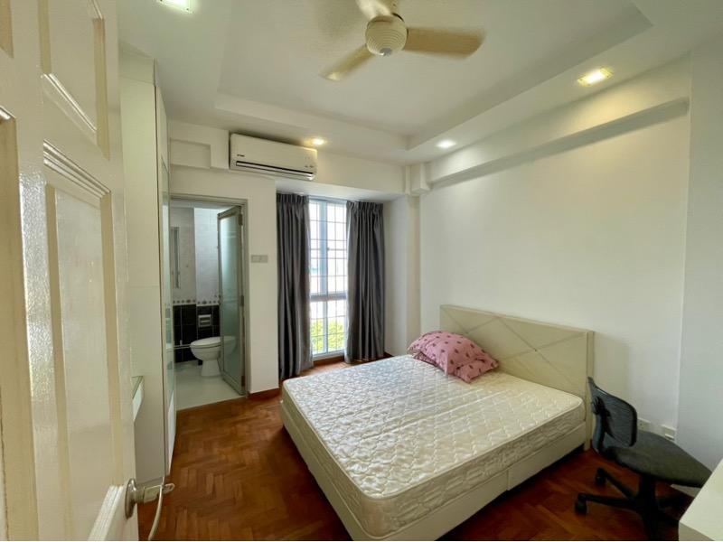 Elias Green Condominium For Rent, $4,800, 3 Bed 4 Bath 1,667 sqft $2.88 psf