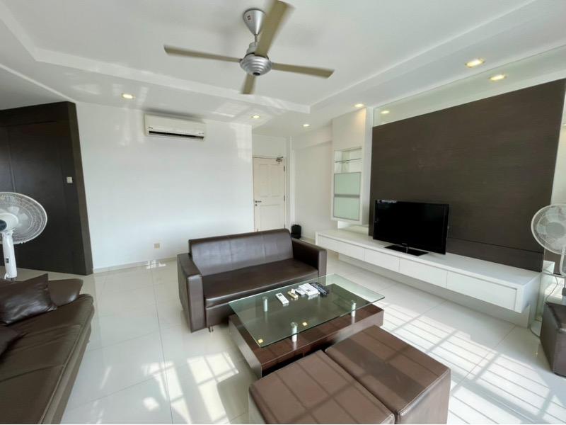 Elias Green Condominium For Rent, $4,800, 3 Bed 4 Bath 1,667 sqft $2.88 psf