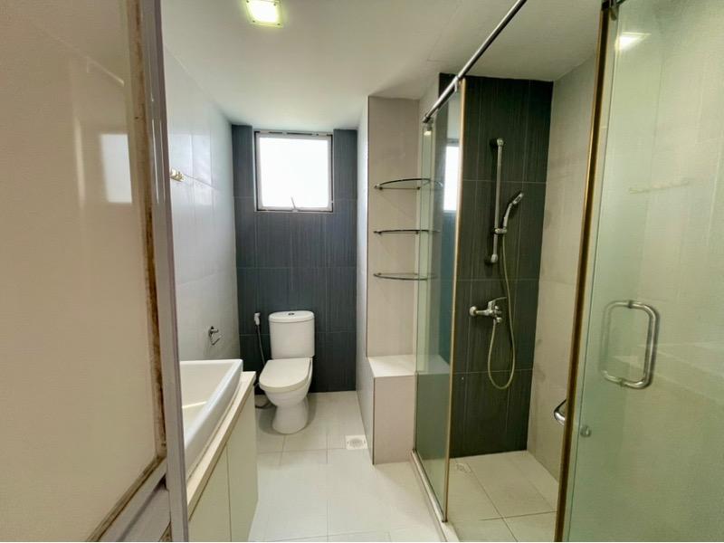 Elias Green Condominium For Rent, $4,800, 3 Bed 4 Bath 1,667 sqft $2.88 psf
