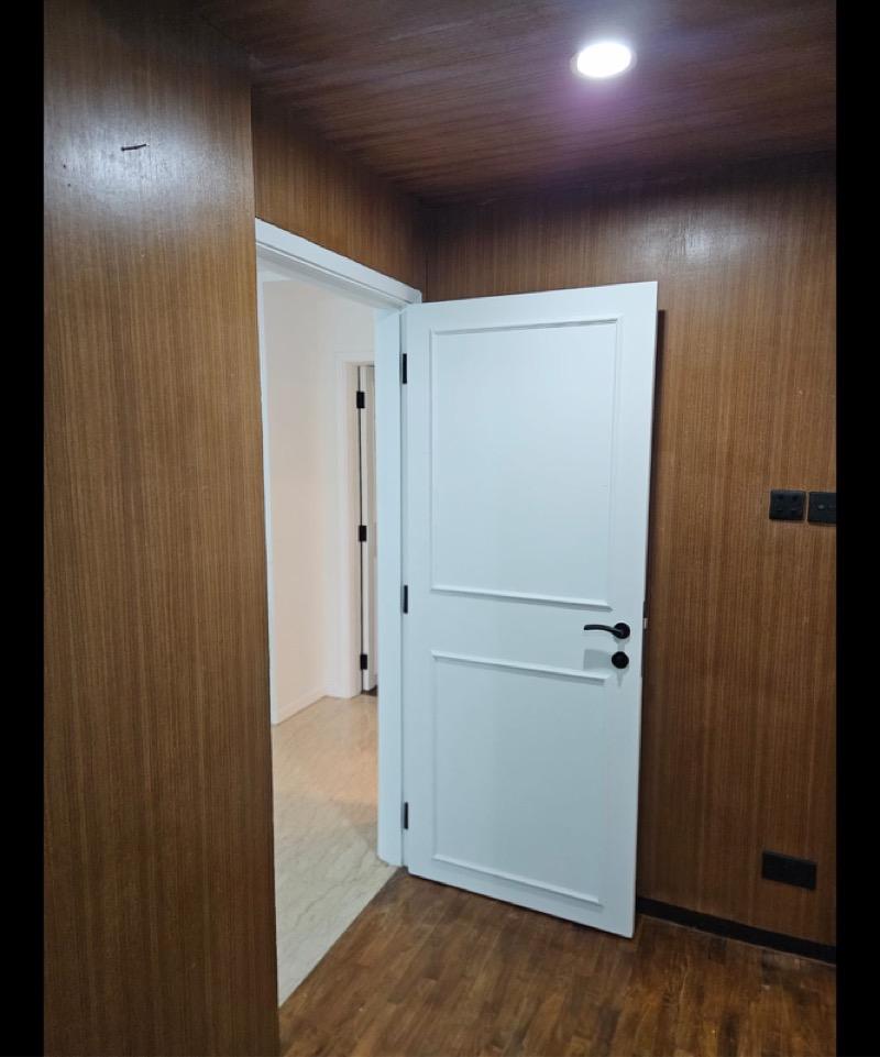 The Edgewater Condominium For Rent, $3,680, 2 Bed 2 Bath 980 sqft $3.76 psf